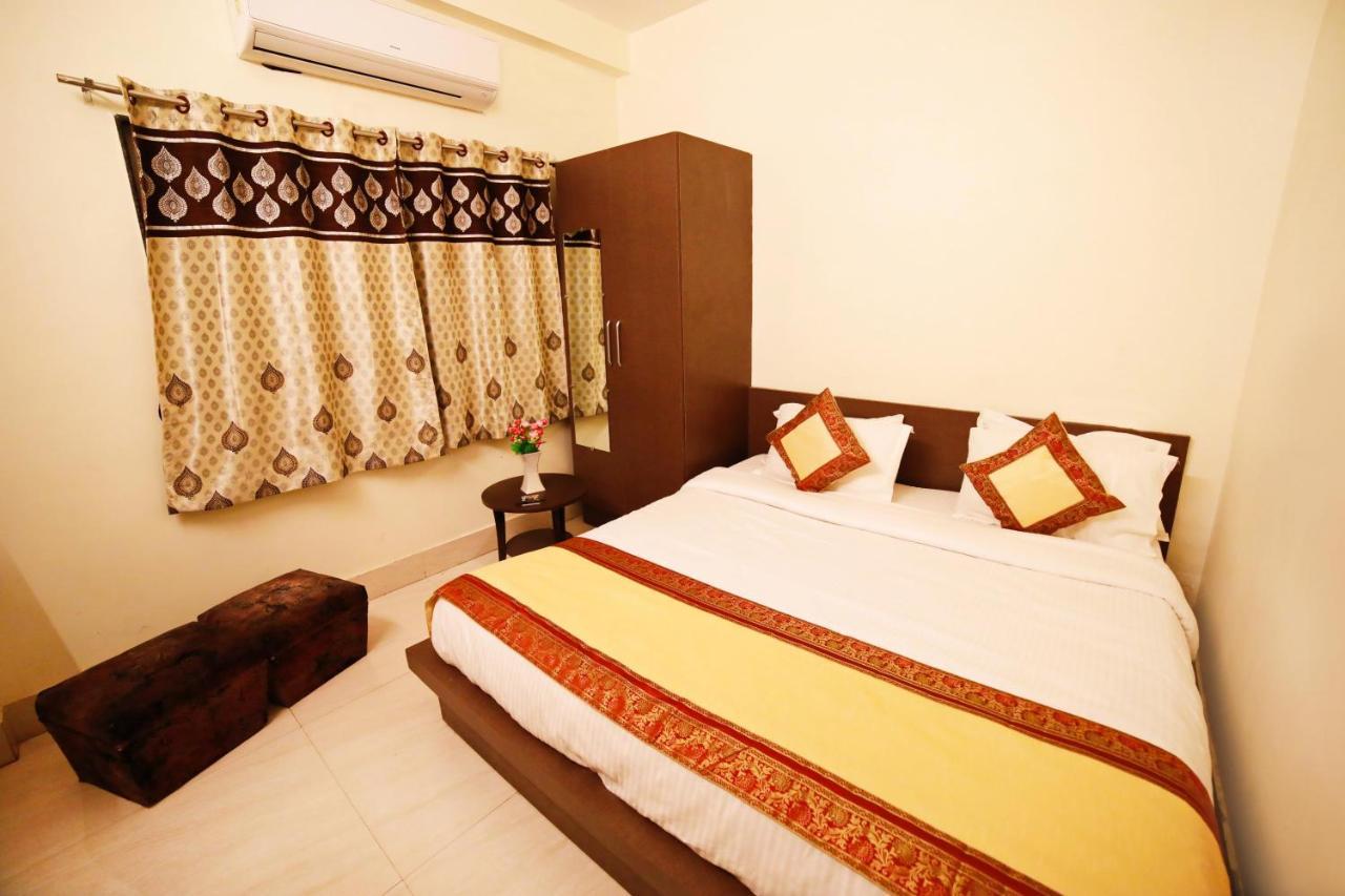 ורנאסי Oyo 16708 Sada Shiv Guest House מראה חיצוני תמונה