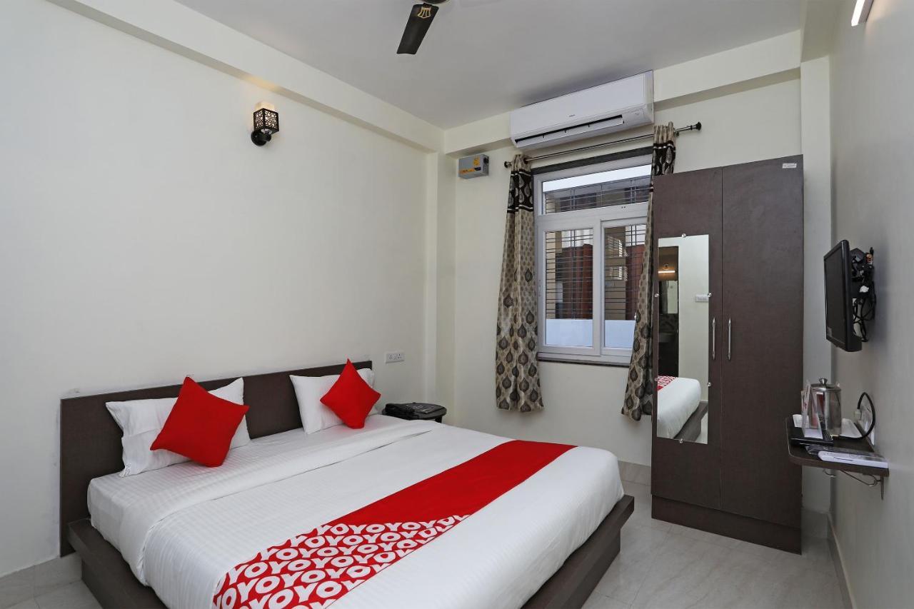 ורנאסי Oyo 16708 Sada Shiv Guest House מראה חיצוני תמונה